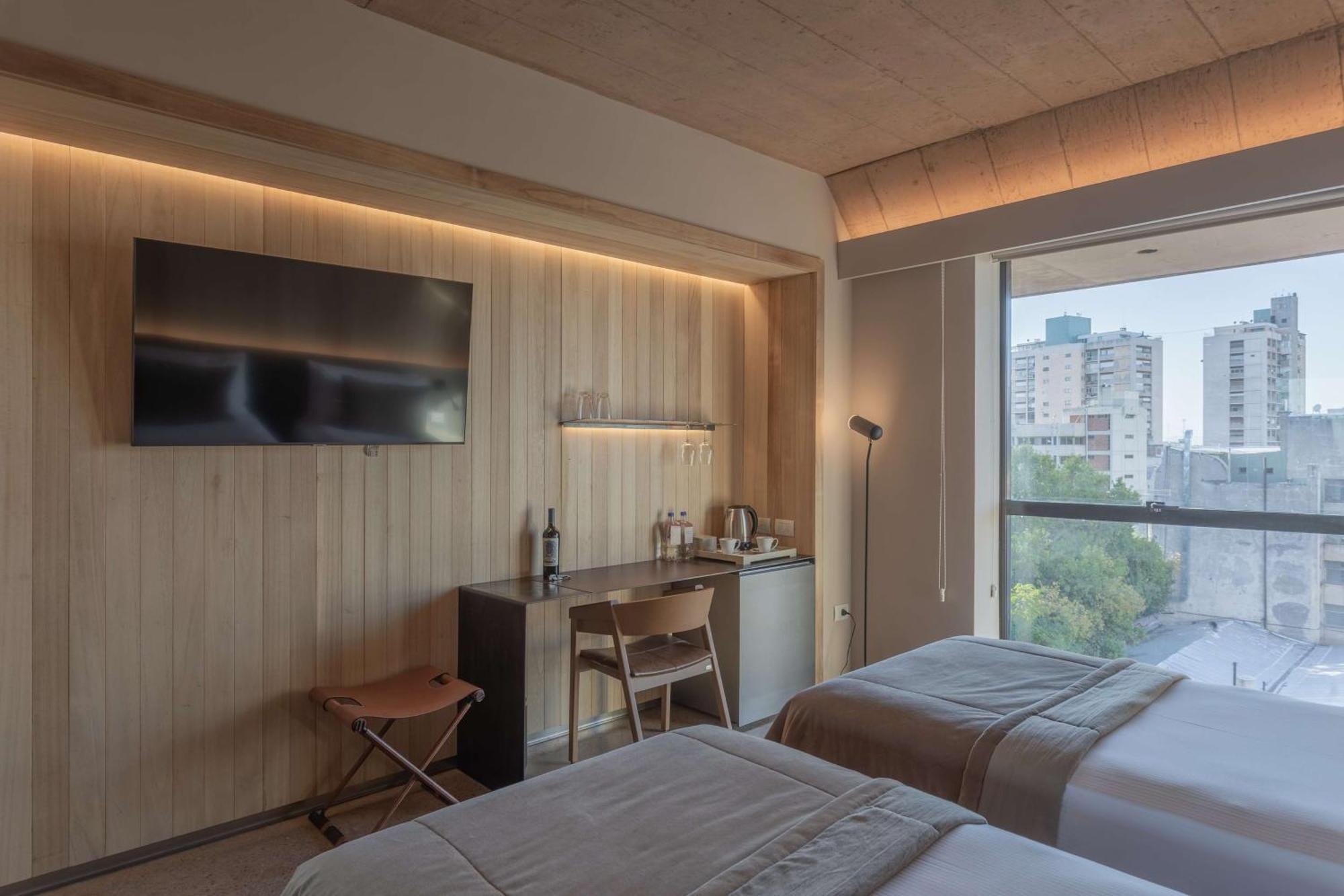 Hotel Hualta Mendoza, Curio Collection By Hilton 4*